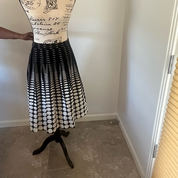Talbots Black and White Polka Dot Midi Skirt - Picture 1 of 2